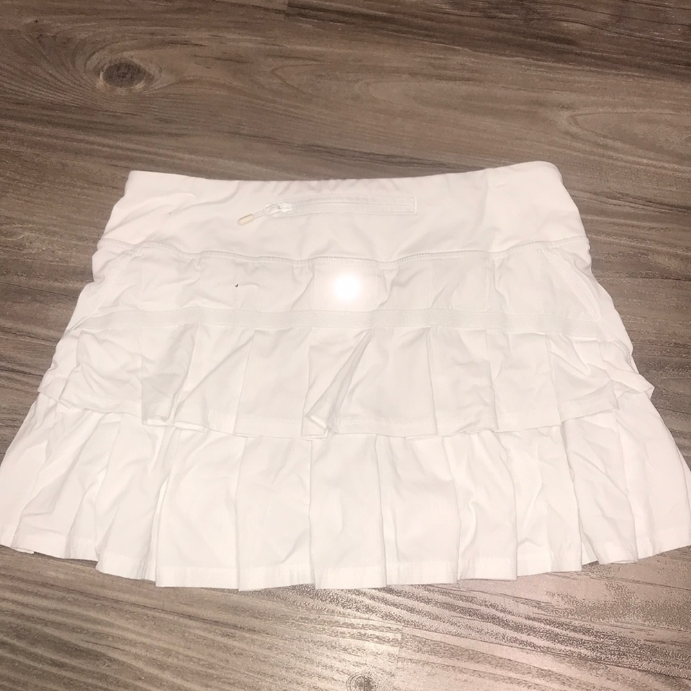 White lululemon skirt
